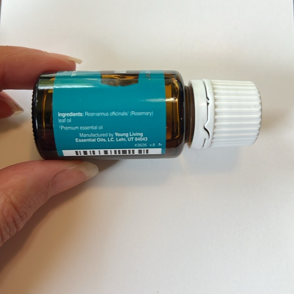 Young Living 15 ml Rosemary Essential Oil - Picture 3 of 3
